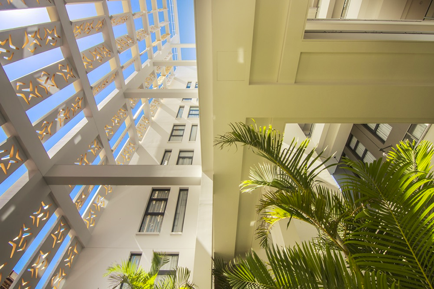 View_up-the-building