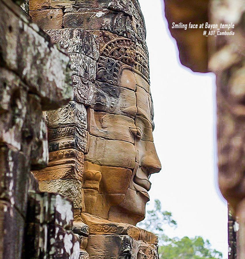 smiling_face_bayon