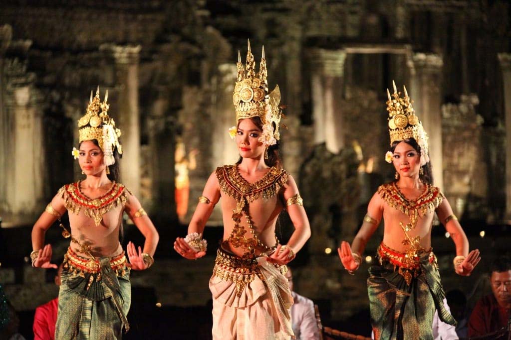 apsara_dancing_girls